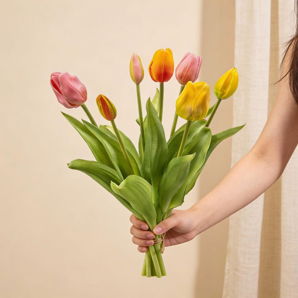 Tulpenstrauß, Bunte Mischung, ‘Real Touch’ Kunsttulpen, 7 Stiele, 42 cm